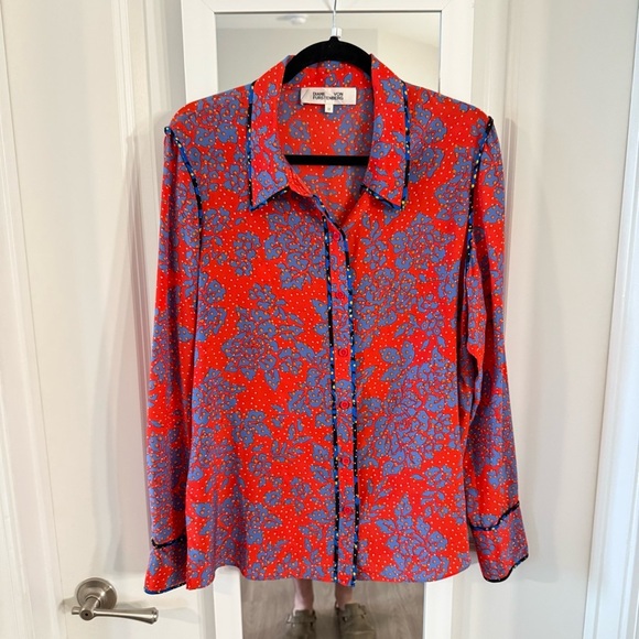 Diane Von Furstenberg Long-sleeve Printed Silk Shirt In Callow Bright Red - Picture 2 of 5